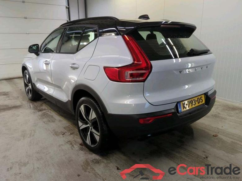 VOLVO XC40 Recharge P8 AWD RDes #6