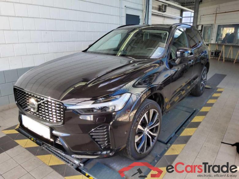 Volvo XC60 (03.2017->) DE - SUV5 B5 (Benzin) AWD EU6d, Ultimate Dark Mild-Hybrid (EURO 6d), (Facelift) #1