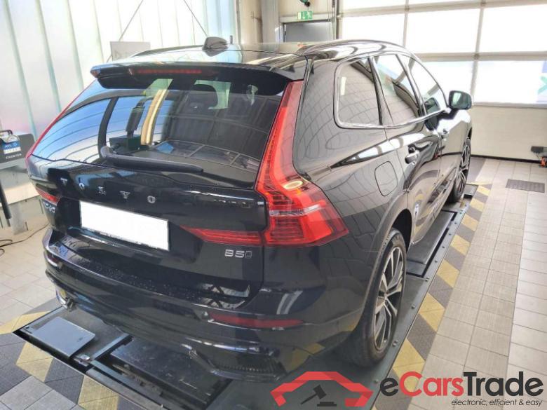 Volvo XC60 (03.2017->) DE - SUV5 B5 (Benzin) AWD EU6d, Ultimate Dark Mild-Hybrid (EURO 6d), (Facelift) #3