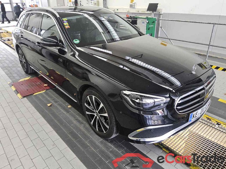 Mercedes-Benz E T-Modell (BM 213)(06.2016->) DE - Kb5 E 300 de EU6d, T de Exclusive (EURO 6d), (Facelift) 2020 - 2023 #2