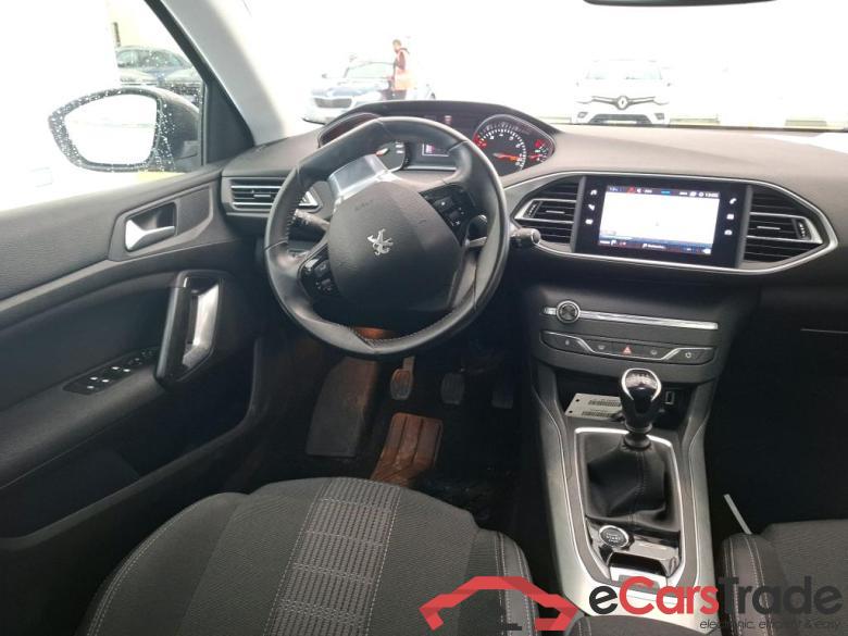 308 SW Allure Pack 1.2 PureTech 130CV BVM6 E6d #5