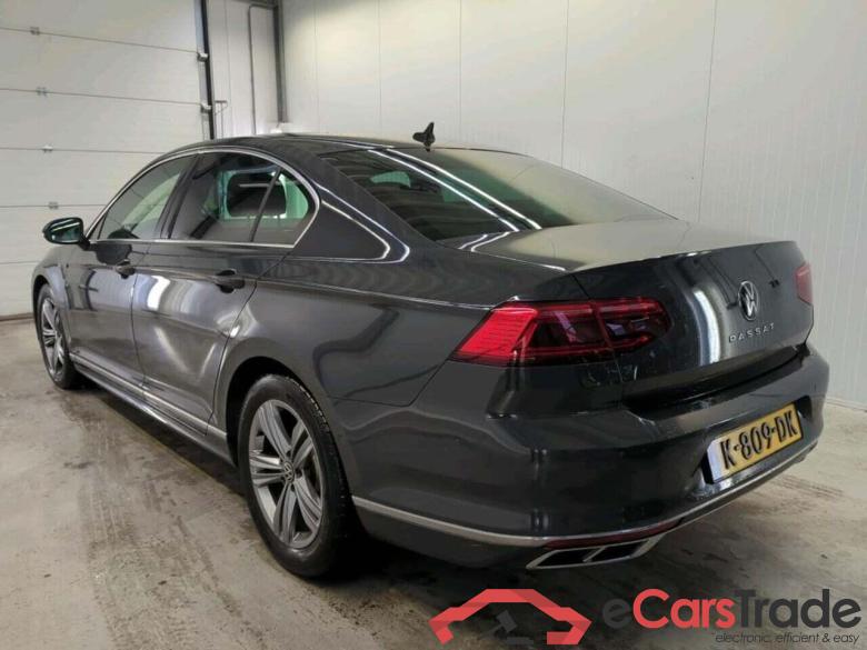 VOLKSWAGEN PASSAT 1.5 TSI R-Line Bns+ #6