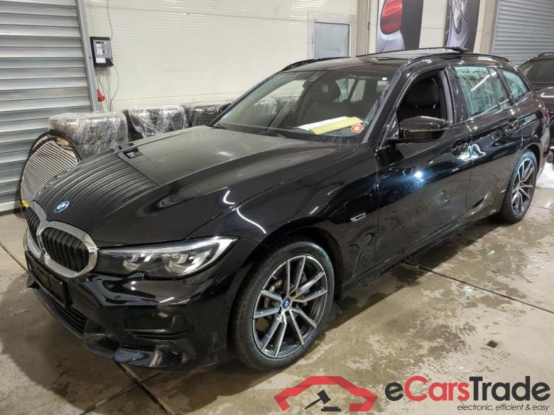 Baureihe 3 Touring 330 e Sport Line 2.0 185KW AT8 E6d #1