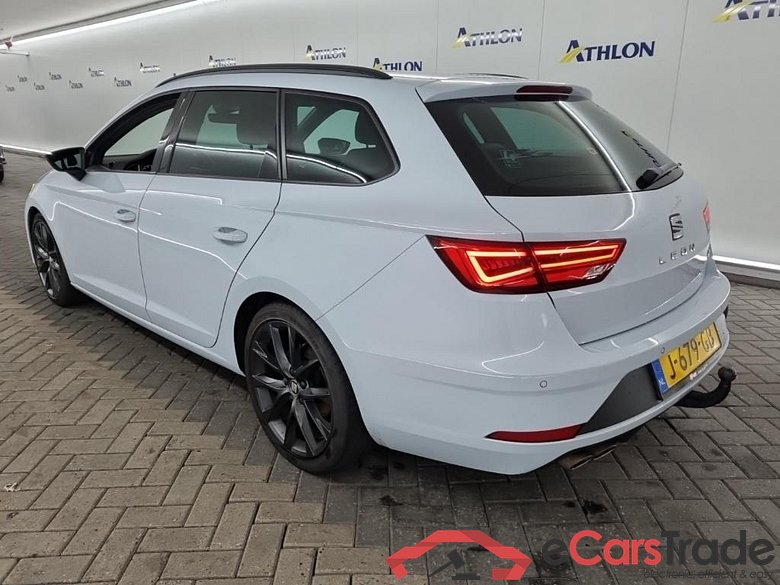 SEAT Leon ST 1.5 TSI FR Ultimate Edition Black DSG 5D 110kW #4