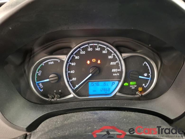 TOYOTA Yaris Hybride / 2017 / 5P / Berline 1.5 VVT-I HYBRID France Business #6