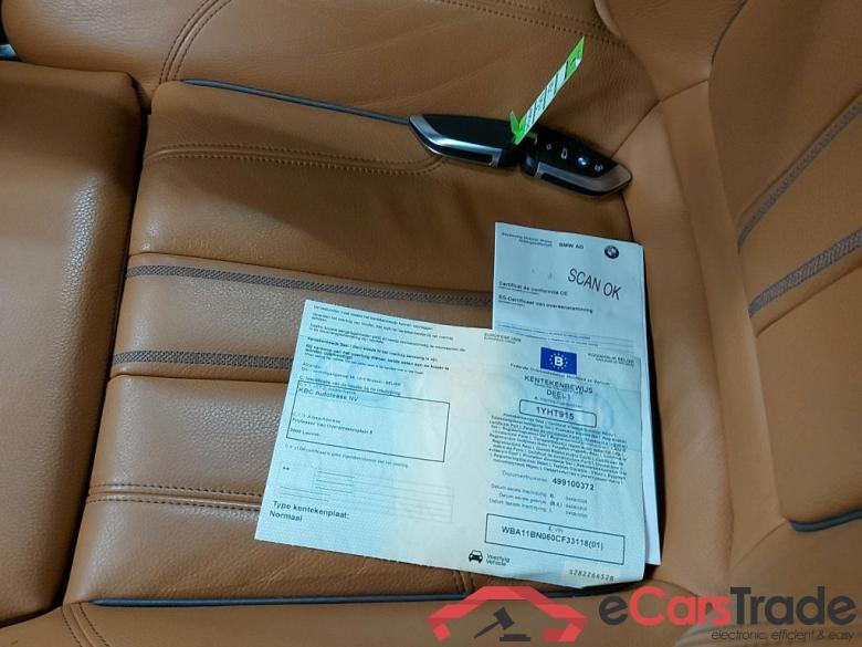 BMW - BMW 5 TOURING 518dA 136PK Business Edition With Dakota Heated Sport Seats & Harman Kardon & Active Cruise Control &  Parking Assistant Pack & Trailer Towing Hook #4