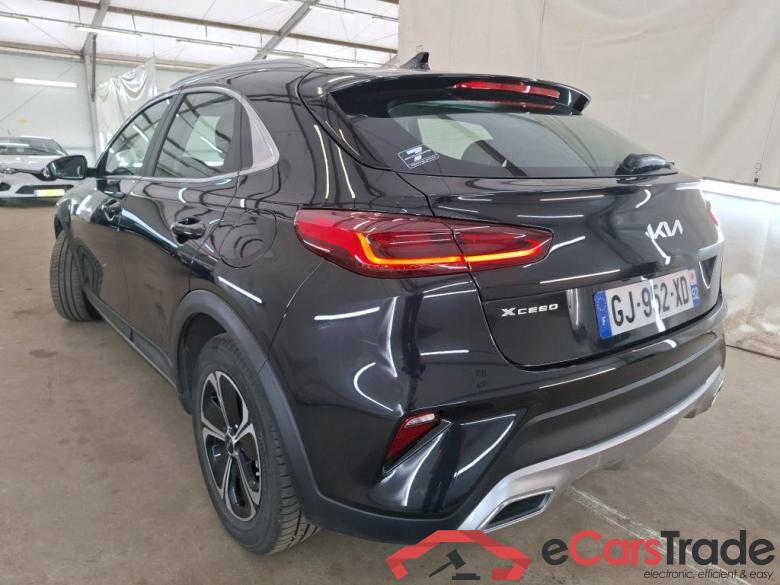 KIA XCeed / 2022 / 5P / Crossover 1.6 GDI PHEV ACTIVE BUS DCT6 #2
