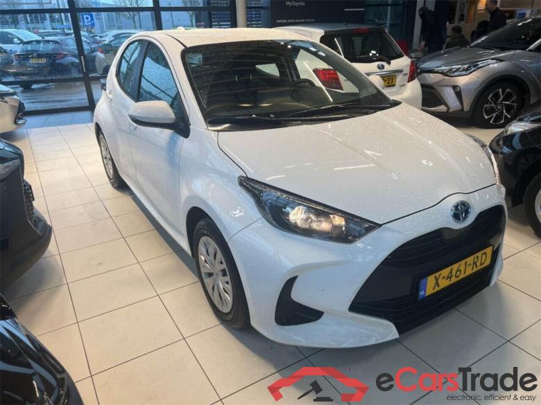 TOYOTA YARIS 1.5 Hybrid Active #2