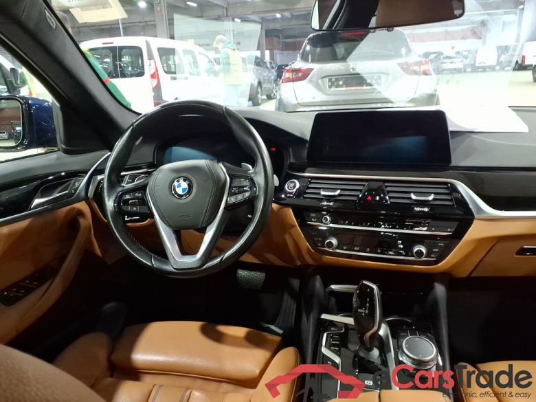 BMW 5 DIESEL - 2017 518 dA AdBlue #6