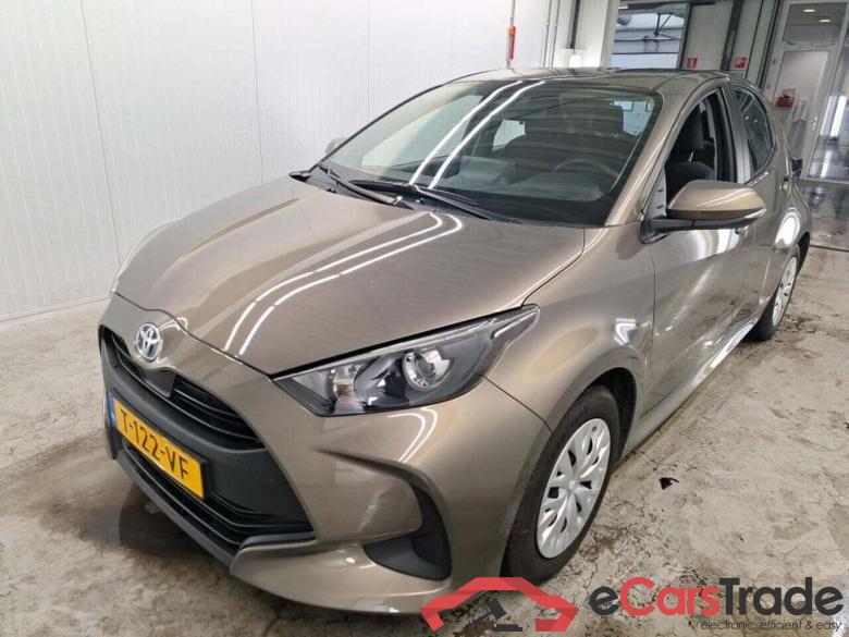 TOYOTA Yaris 1.5 Hyb. Active #1