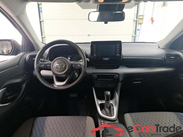 TOYOTA Yaris 1.5 Hyb. Active #3