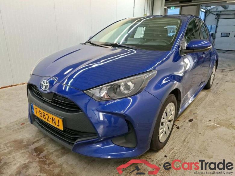 TOYOTA Yaris 1.5 Hyb. Active #1
