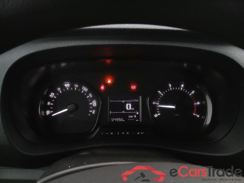 OPEL Vivaro / 2019 / 4P / furgón 1.5 Diésel 74kW(100CV)M Std Exp #4