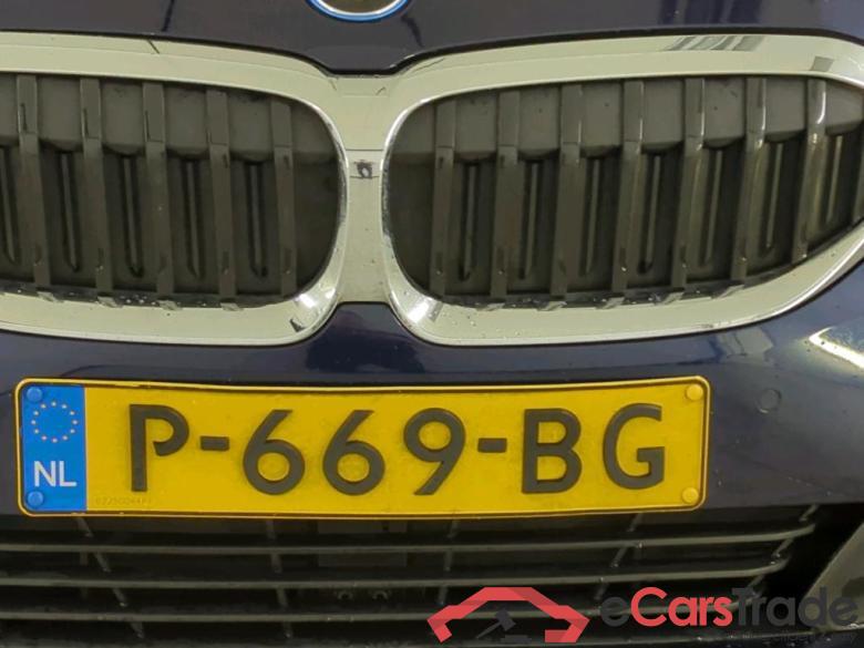 BMW 3 Serie Touring 320e Business Edition Plus 5d #5