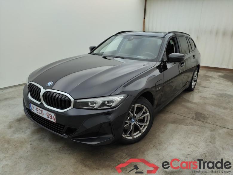 BMW 3 Reeks Touring 320e (150 kW) 5d #1