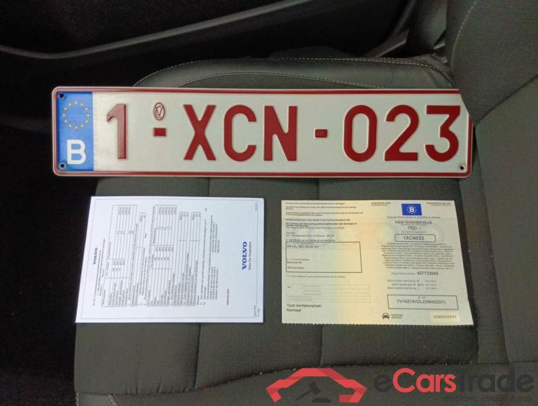 Volvo XC40 T3 Geartronic Momentum Pro 5d #4