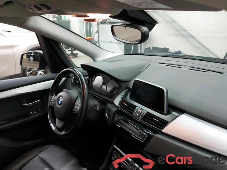 BMW 216d Active Tourer Navi Leather KeylessGo Klima PDC ... #5