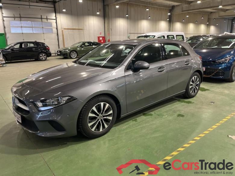 MERCEDES-BENZ A-CLASS 1.3 A 180 BUSINESS SOLUTION ESSENTIAL