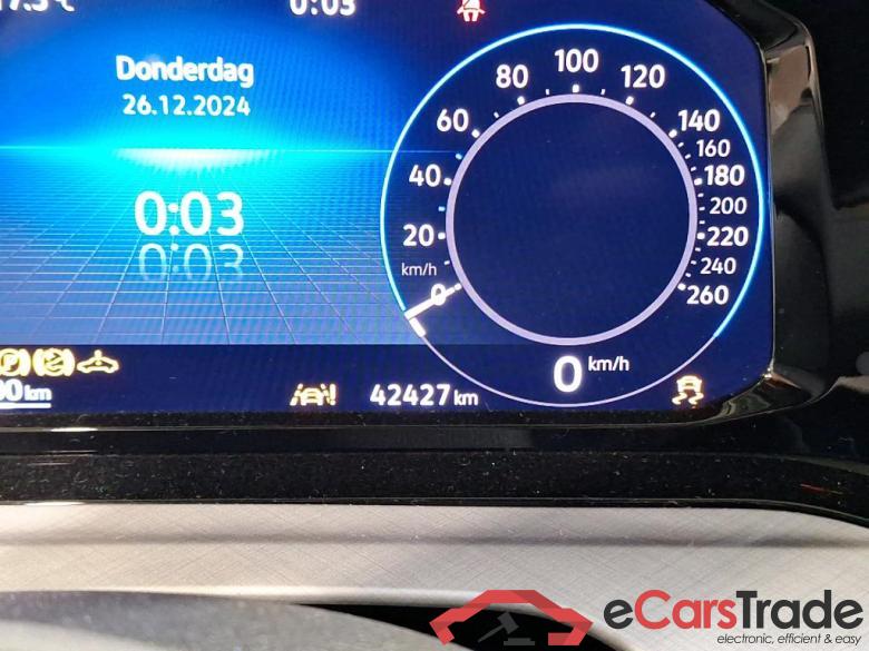 VOLKSWAGEN GOLF VIII 1.5 E-TSI 110KW LIFE DSG #6