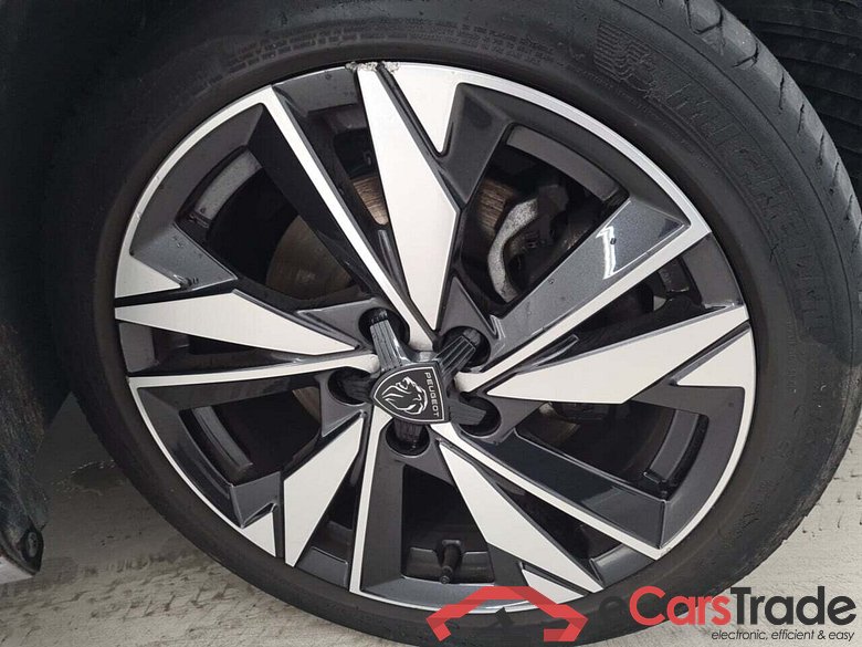 PEUGEOT 308 SW 1.2 PURETECH ALLURE EAT8 #4
