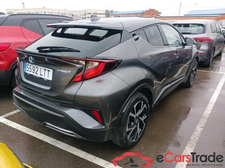 TOYOTA C-HR / 2019 / 5P / todoterreno 2.0 180H Advance #2