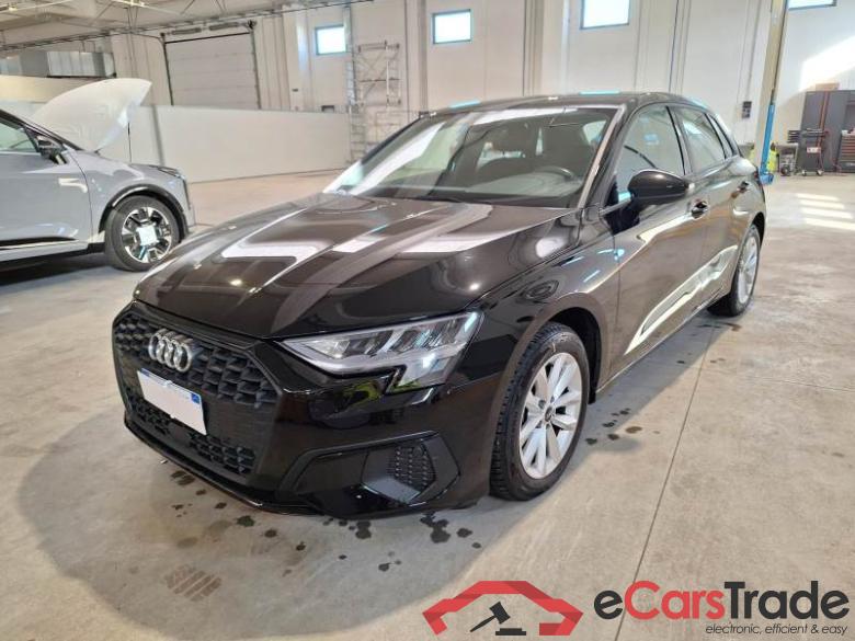 AUDI A3 / 2020 / 5P / BERLINA 30 TDI S.BACK #1