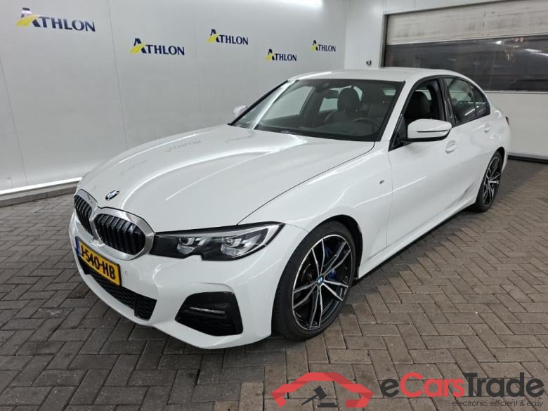 BMW 3 Serie Sedan 330iA 4D 190kW