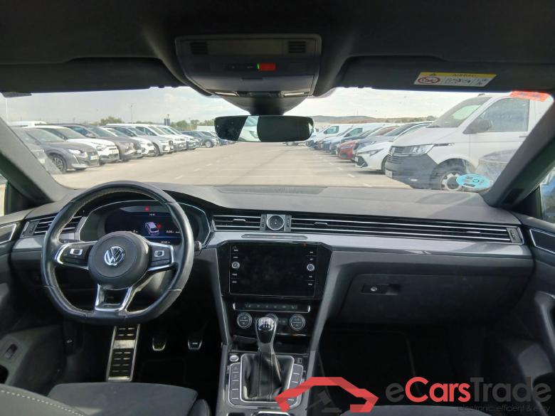 VOLKSWAGEN Arteon / 2017 / 5P / berlina con portón R-Line 2.0 TDI 110kW (150CV) #3