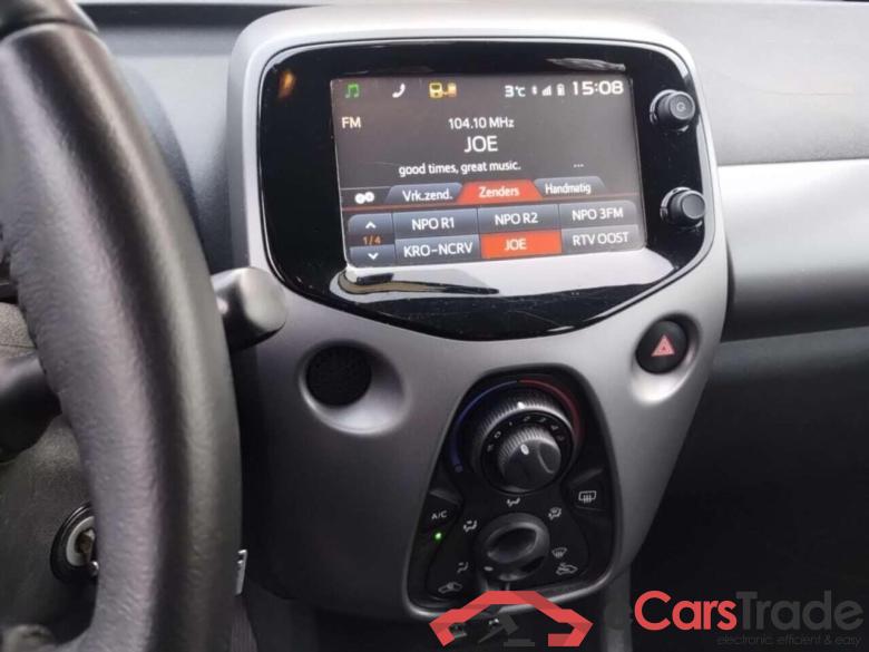 TOYOTA Aygo 1.0 VVT-i x-play #6