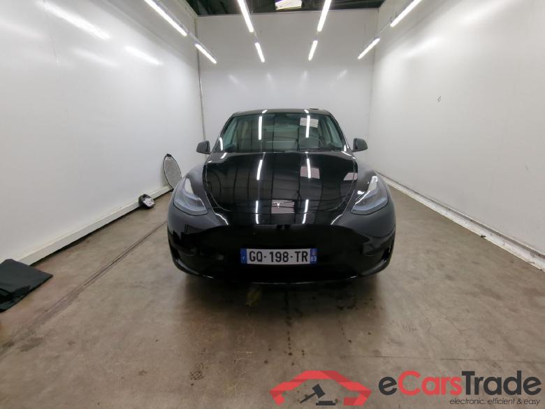 TESLA Model Y / 2021 / 5P / SUV RWD #3