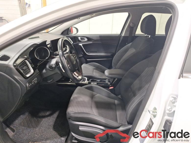 KIA CEE'D SPORTSWAGON 1.6 GDI PHEV BUSINESS LINE DCT #5