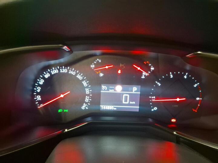 DS 7 Crossback 1.5 BlueHDI Chic Aut. LED-Xenon Navi KeylessGo Klima PDC ... #6