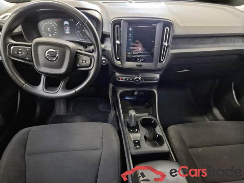 VOLVO XC40 / 2017 / 5P / FUORISTRADA T2 AUTOMATICO MOMENTUM CORE N1 #3