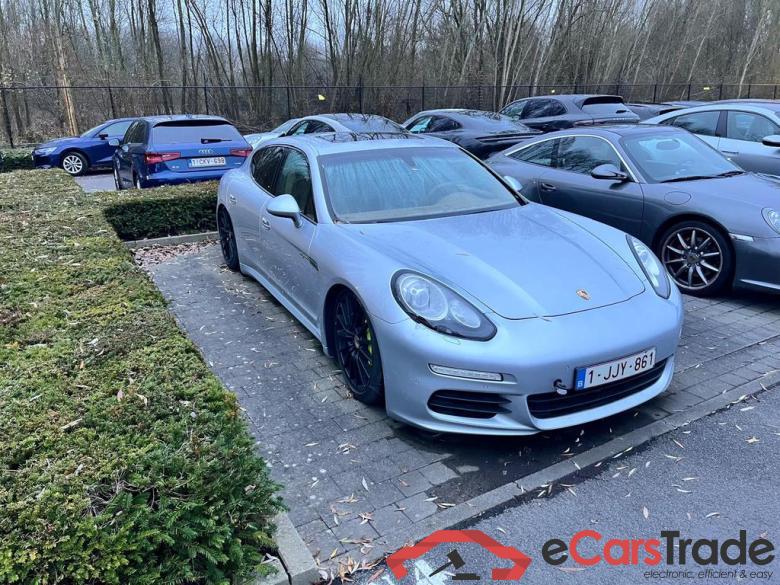 Porsche Panamera S E-Hybrid #4