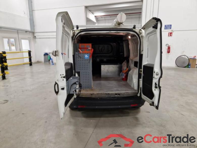 FIAT DOBLÒ CARGO / 2014 / 4P / VETT. FURGONATA MAXI 1.6 MULTIJET 16V 105CV SX EU6 750KG #5