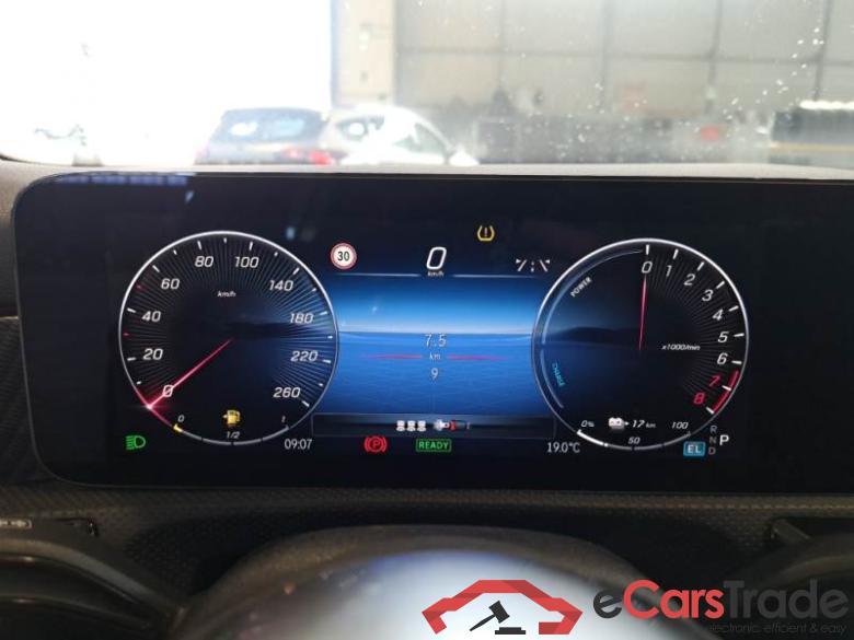 MERCEDES-BENZ CLASSE A / 2022 / 5P / BERLINA A 250 E PLUG-IN AT PROGRESSIVE ADVANCED #4