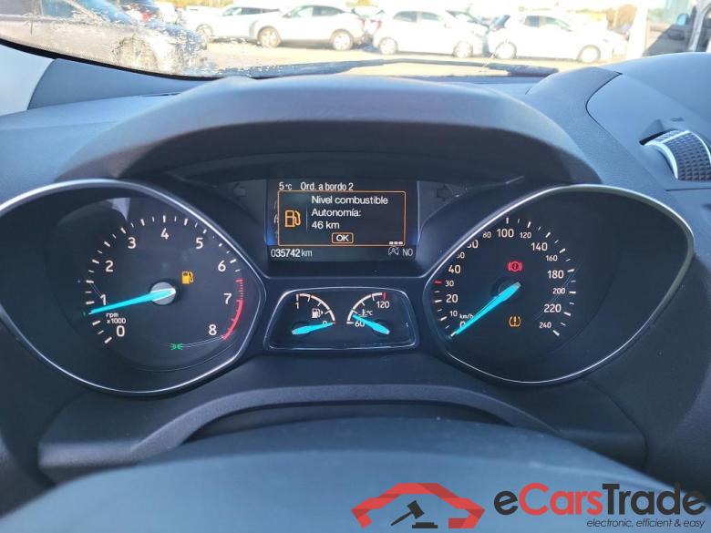 FORD Kuga / 2016 / 5P / todoterreno 1.5 EcoBoost 88kW 4x2 Trend+ (CX) #4