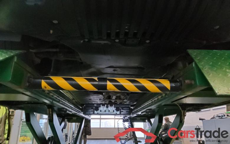 Mercedes-Benz E T-Modell (BM 213)(06.2016->) DE - Kb5 E 300 de EU6d, T de Avantgarde (EURO 6d), (Facelift) 2020 - 2023 #5