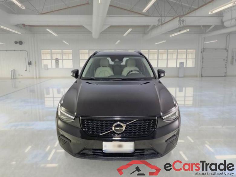 VOLVO XC40 / 2021 / 5P / SUV T5 RECHARGE PLUG-IN AUTO PLUS DARK #6
