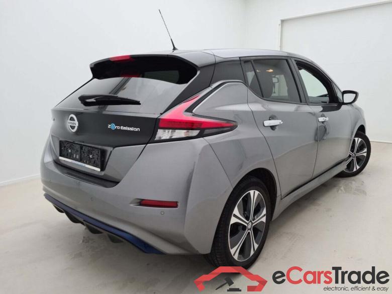 NISSAN LEAF N-CONNECTA 62 KWH #2
