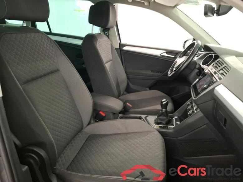 VOLKSWAGEN Tiguan / 2016 / 5P / SUV 2.0 TDI 150 BVM6 Confortline Business #6