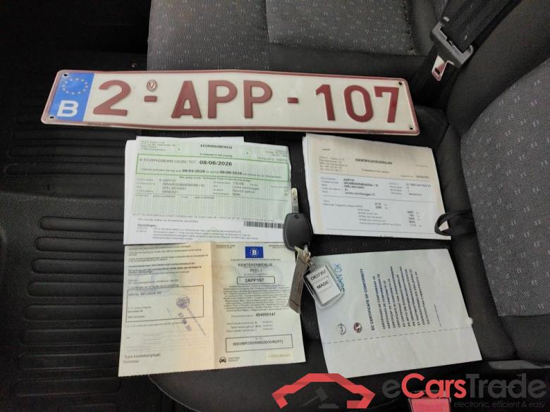 Opel Movano 2.3 Turbo D 110KW Aut. S/S L1H1 3.3T 4d #4