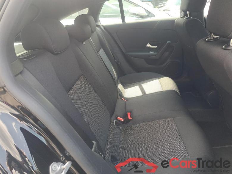 MERCEDES-BENZ CLA 2.0 CLA 180 D BUSINESS SOLUTION #6