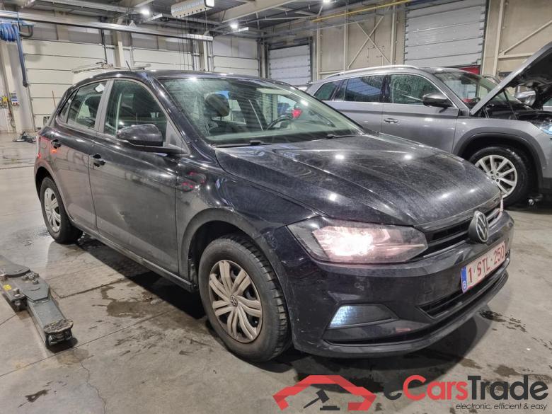 VOLKSWAGEN Polo Polo Trendline 1.0 59 kW (80 ch) 5 vitesses manuel #2