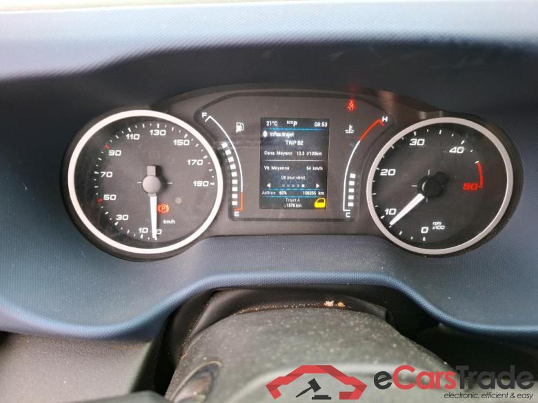 IVECO Daily / 2014 / 4P / Fourgon tôlé 2.3 35S16HA8 V11 H2 3520 / VENTE SANS CG #6