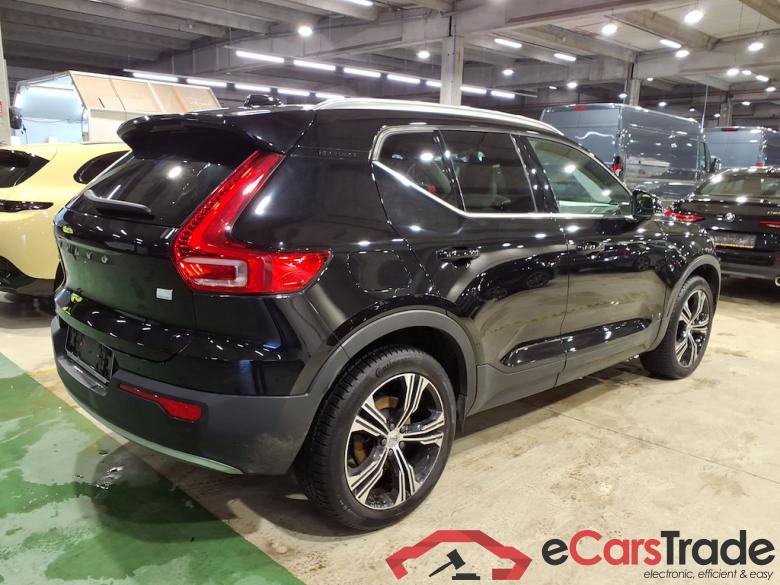 VOLVO XC40 1.5 T5 RECHARGE GEARTR. INSCRIPTION #4