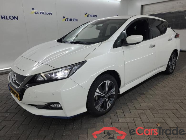 NISSAN LEAF N-CONNECTA e+ 62kWh 5D Athlon Edition