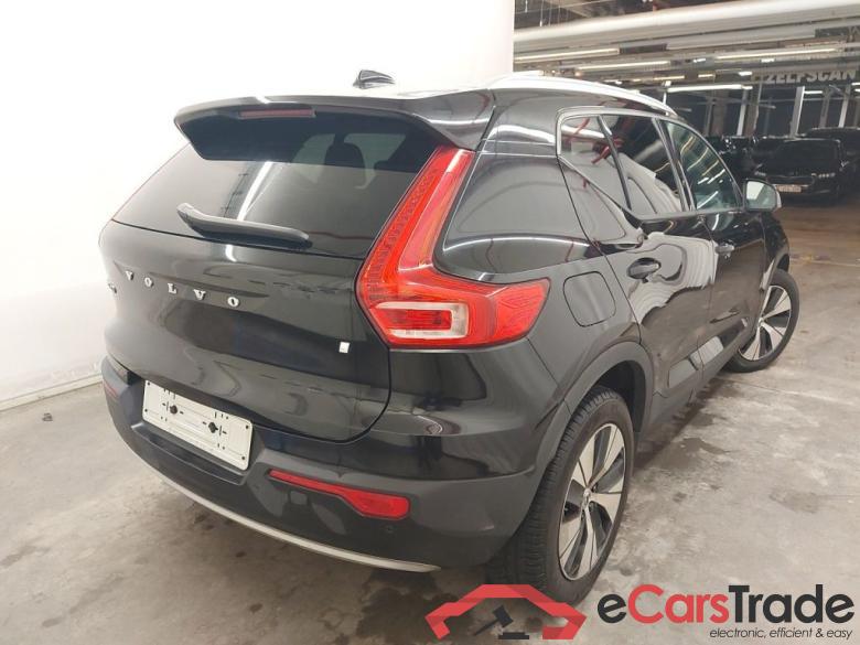 Volvo XC40 D3 Geartronic Momentum Pro  5d #2