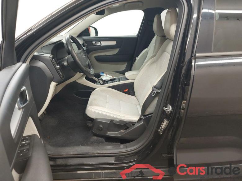 Volvo XC40 D3 Geartronic Momentum Pro  5d #3