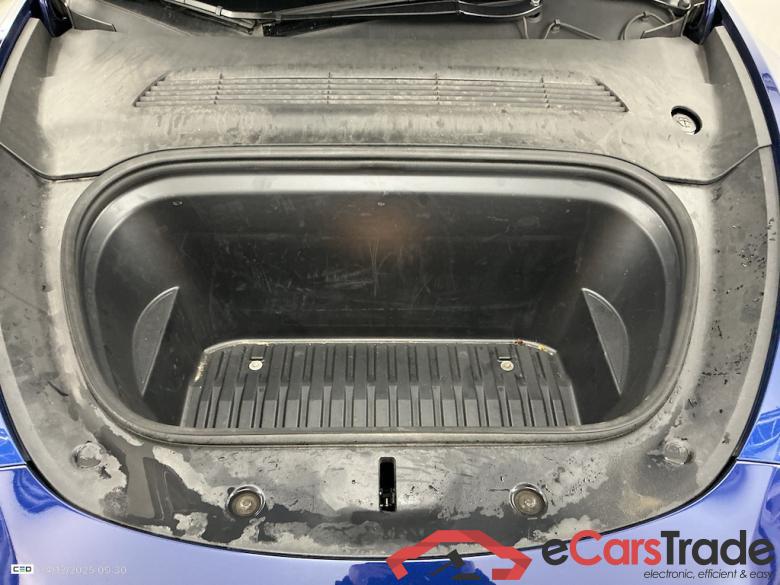 TESLA MODEL Y BEV AUTO RWD #6